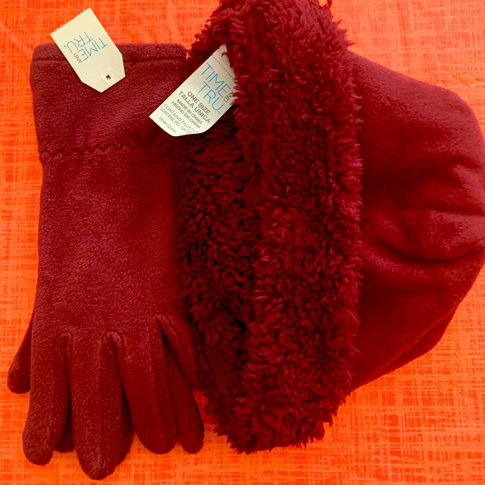 COPY - NWT, Time & Tru Beanie Hat and Glove set
